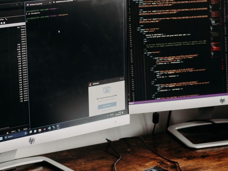 Python Set Speeds Up Data Cleaning and Membership Testing