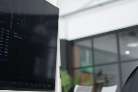 Choosing Industry Analytics Platforms for ML-Forward Success