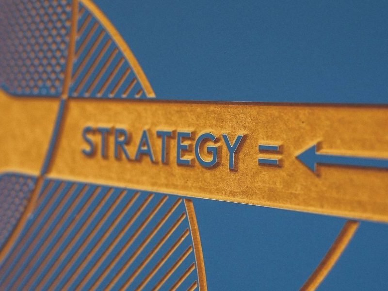 History of AI Reveals Key Lessons for AI Practitioners and Leaders